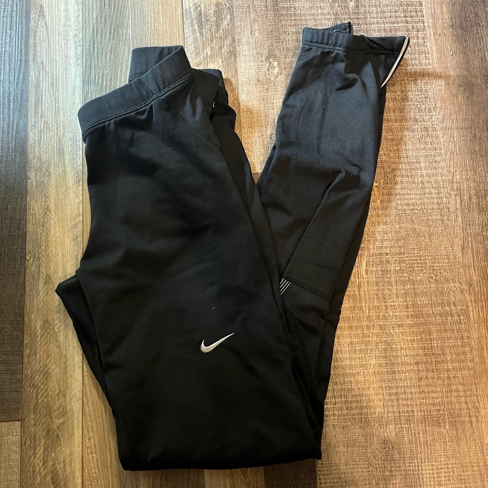 Nike fit dry leggings